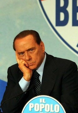 Mediaset/Stop legittimo impedimento,premier:assurda persecuzione