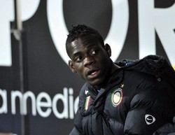 Calcio/ Lippi e Balotelli: Pensi a portare l’Under alle Olimpiadi