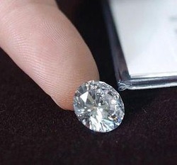 Riciclaggio/ Ros sequestrano diamanti per 4 milioni di euro