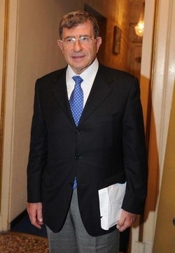 Rai/ Calabrò: Riceviamo tante pressioni ma noi sempre corretti