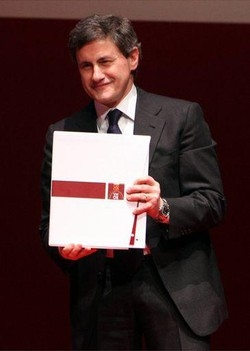 Lazio/ Roma, sindaco Alemanno condanna raid in negozio bengalese