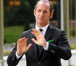 Ogm/ Zaia firma decreto anti-biotech: Oggi giornata storica