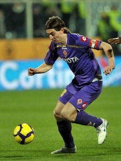Calcio/ Fiorentina-Genoa 3-0, le firme di Santana-Gila-Babacar
