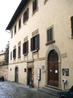 Vasari/ Carabinieri Arezzo sottopongono archivio a sequestro
