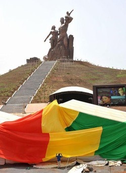Senegal/ Oggi inaugurato monumento della “vergogna”, emessa fatwa