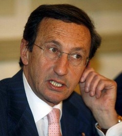 Pdl/ Nasce corrente Fini, “Berlusconi accetti il dissenso”