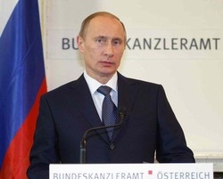 Italia-Russia/ Putin da Berlusconi, si discute di energia