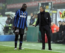 Champions/ Inter: Sneijder si allena, convocato anche Balotelli