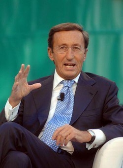 Fini: Presidente per mia storia, non per regalo Berlusconi