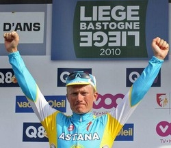 Giro/ Weylandt vince in volata 3a tappa, Vinokourov maglia rosa