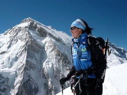 Alpinismo/ Successo per la basca Pasaban, 14 Ottomila per lei