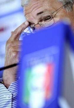 Mondiali/ Fischi e insulti a Nazionale che lascia Reggia Venaria