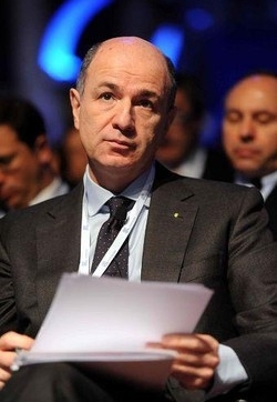 Crisi/ Passera: Urgenti nuove regole per banche internazionali