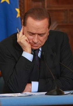 Berlusconi: Operato cancro, ma pensato operazione inutile