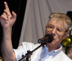 Manovra/ Bossi: Il Federalismo non è a rischio