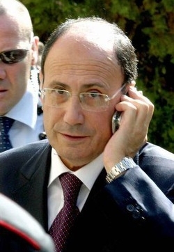 Intercettazioni/Fonti Senato: Schifani media per avvicinare parti