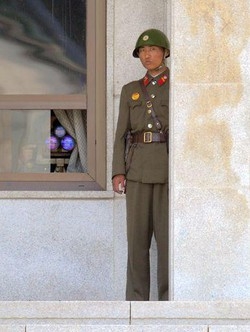 Coree/Pyongyang minaccia ritorsioni militari in caso condanna Onu