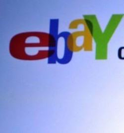 Gb/ Mette la mamma all’asta su ebay: ma è per trovarle un amore