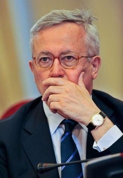 Manovra/ Tremonti:Insostenibili altri tagli spesa Stato centrale