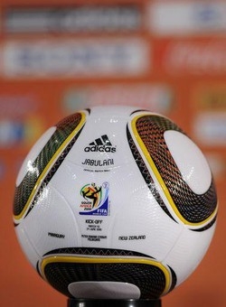 Mondiali/ La Fifa ammette: Recepite proteste contro Jabulani