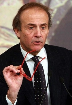 Pdl/ Ronchi: Fini non è un eretico e non vuole fare terzo polo