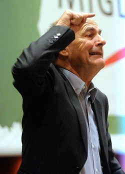 Manovra/ Bersani: Pronti a transizione per riforma elettorale