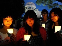 Hiroshima/ La città commemora i 65 anni dalla bomba