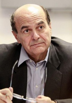Governo/ Bersani: Pdl agitato, si consuma fallimento Berlusconi