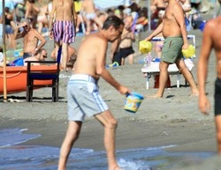 Fini/ Di Pietro: A me a lui vogliono spezzare le gambe