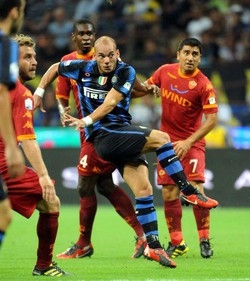 Calcio/ Supercoppa, l’Inter sbaraglia la Roma 3-1 a San Siro