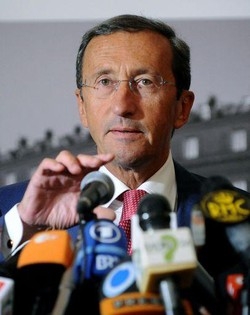 Pdl/ Fini non vedrà alcun leghista prima di Mirabello