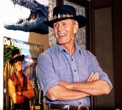 “Crocodile Dundee” Paul Hogan può lasciare Australia per gli Usa