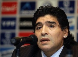 Fisco/ Equitalia: Maradona ha evaso,deve ancora soldi allo Stato