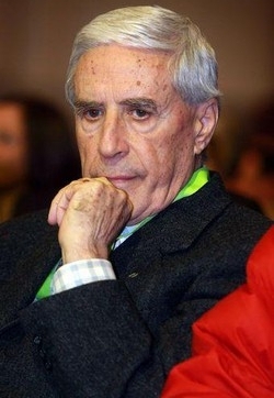Pd/ Marini su Veltroni: toni da fariseo, ci prendono per pazzi