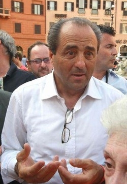 Pd/ Di Pietro: Bersani o Veltroni? Noi pensiamo a programma…
