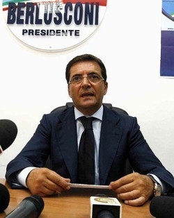 Cosentino: Finiani implacabili con rivali, indulgenti con amici