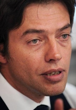 UniCredit/ Ft: Clamorosa negligenza Cda; Giornale ‘candida’ Arpe