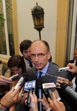 Enrico Letta (Pd): Stiamo uniti, tra una settimana Governo cadrà