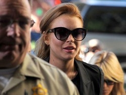 Su News of the World foto di Lindsay Lohan che si inietta eroina