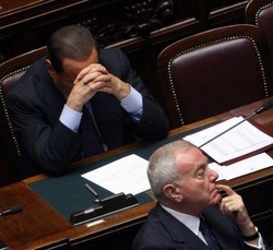 Governo/ Gianni Letta: Berlusconi sta facendo tutto il possibile