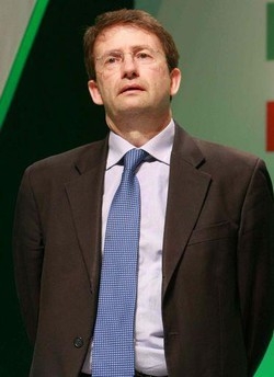 Bossi/ Franceschini: Sue scuse una vittoria, ritiriamo mozione