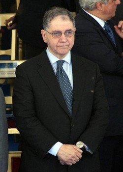 Pd/ Buttiglione: Bersani-Vendola? Rifanno Pci, Udc va altrove