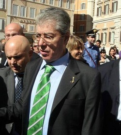 Giustizia/ Bossi: Processo breve? Giocheremo carte momento giusto