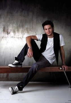 Musica/ Esce oggi ‘Di me’, il terzo album di Luca Napolitano