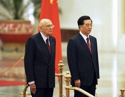 Cina/ Amnesty: Bene Napolitano su diritti umani, ma cammino lungo