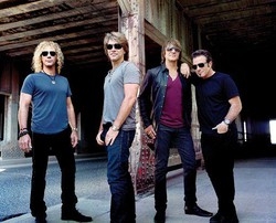 Musica/ Da domani in vendita biglietti per concerto Bon Jovi