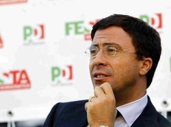 Governo/ Bocchino: Fermo ddl prostituzione, immaginiamo perché