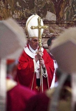 Papa: Valore primordiale matrimonio e famiglia insegnati da Gesù