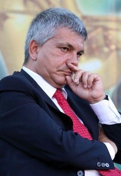 Vendola da lunedì negli Usa,fra ambiente Puglia e crisi Governo