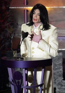 Musica/ Lunedì in radio il singolo inedito di Michael Jackson